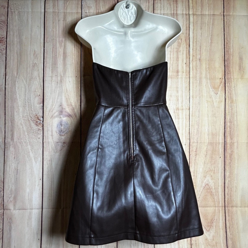 ASTR The Label Mini Dress S Brown Faux Leather Strapless Edgy Chic Night Out - Picture 3 of 11